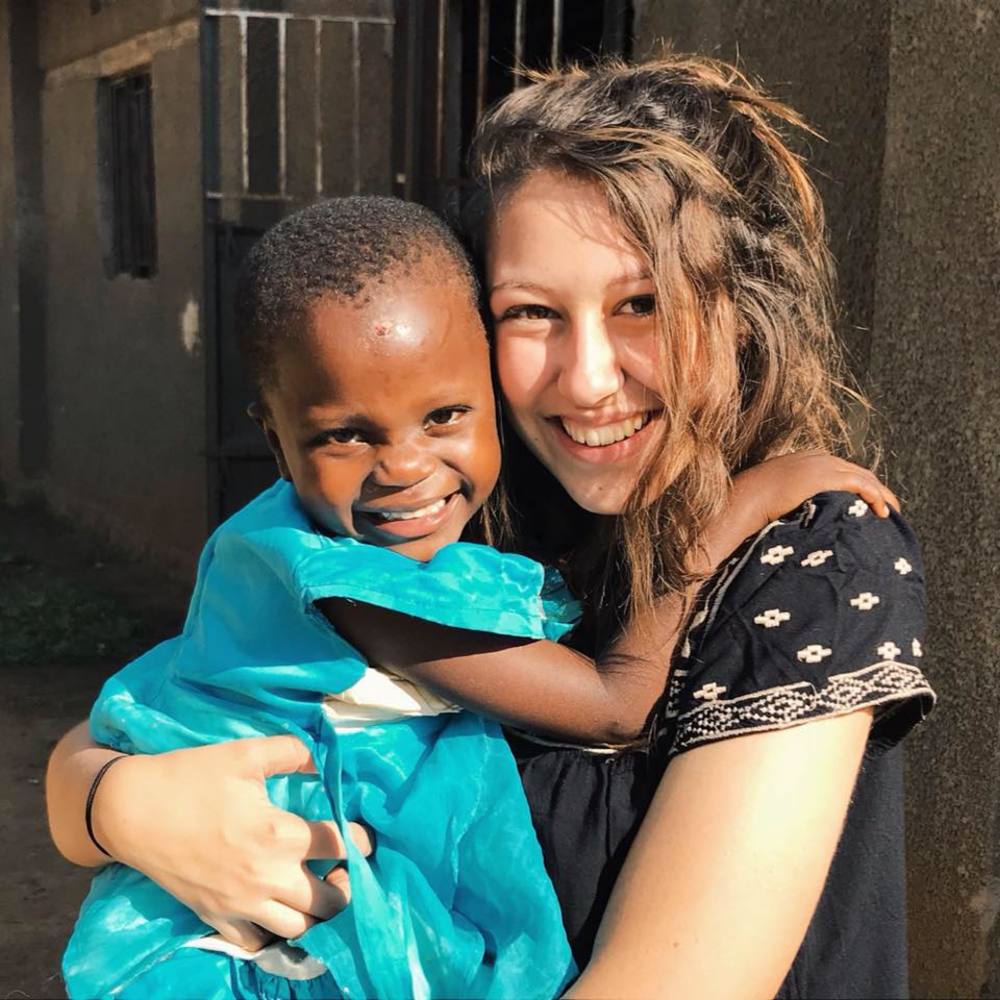 Meet your Posher, Shania